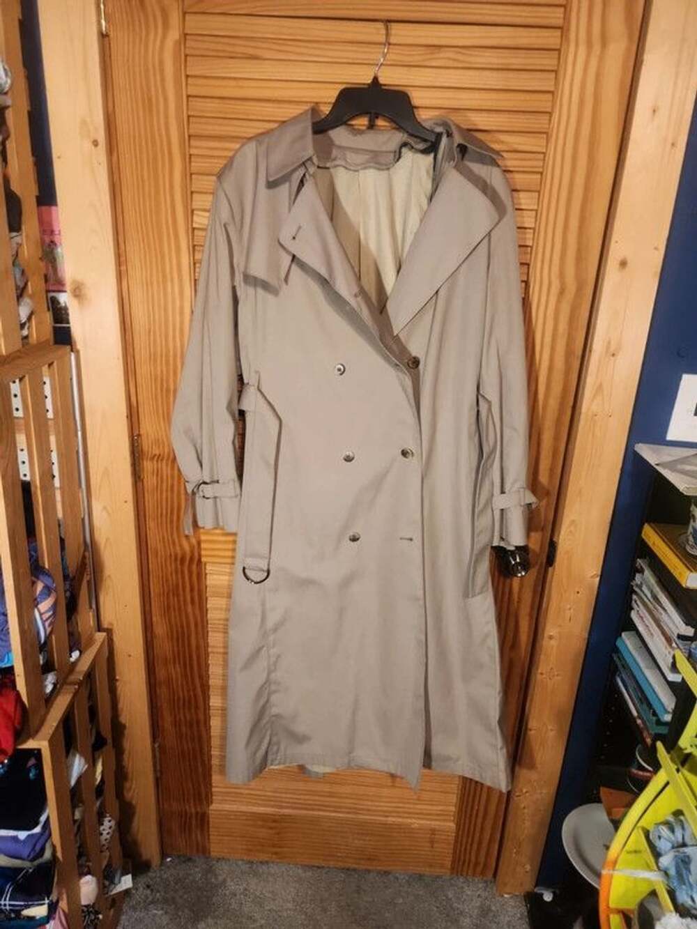 Vintage London Fog Double-Breasted Belted Trench Coat | Tan Beige Size 16/18 Cla